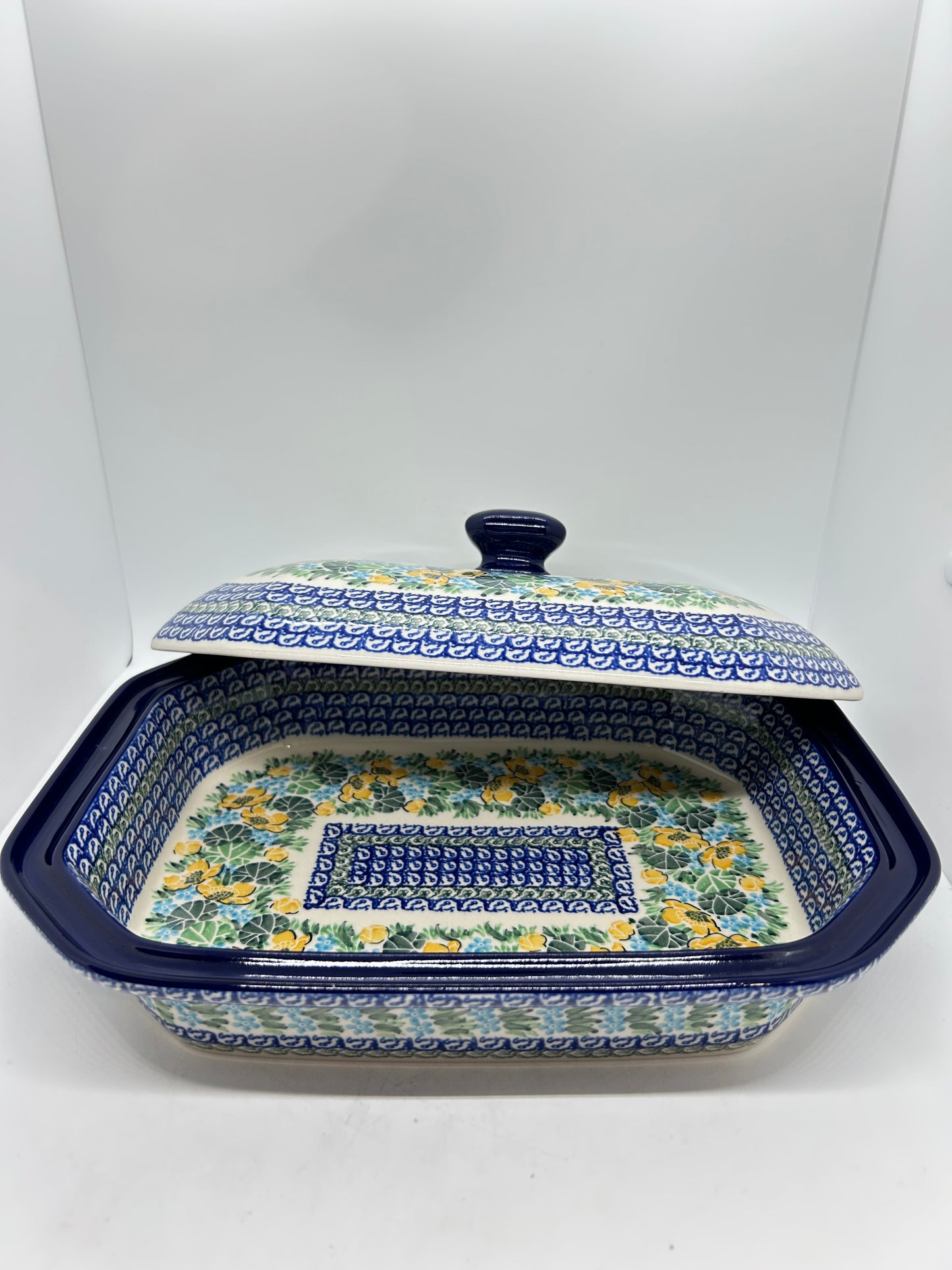 Baker ~ Covered Casserole ~ 9.5 x 12 inch ~ U5106 ~ U3!