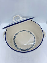 Load image into Gallery viewer, Covered Casserole (2 qt) - U4830 - U3!