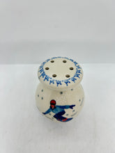 Load image into Gallery viewer, Powdered Sugar Shaker - U5120 - U3!