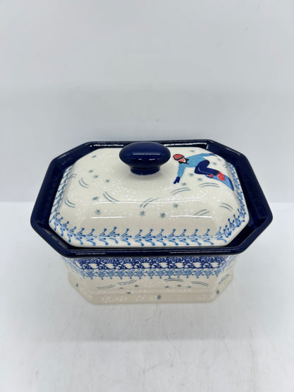 Covered Container ~ 4"H x 4"W x 6"L ~ U5120 ~ U3!