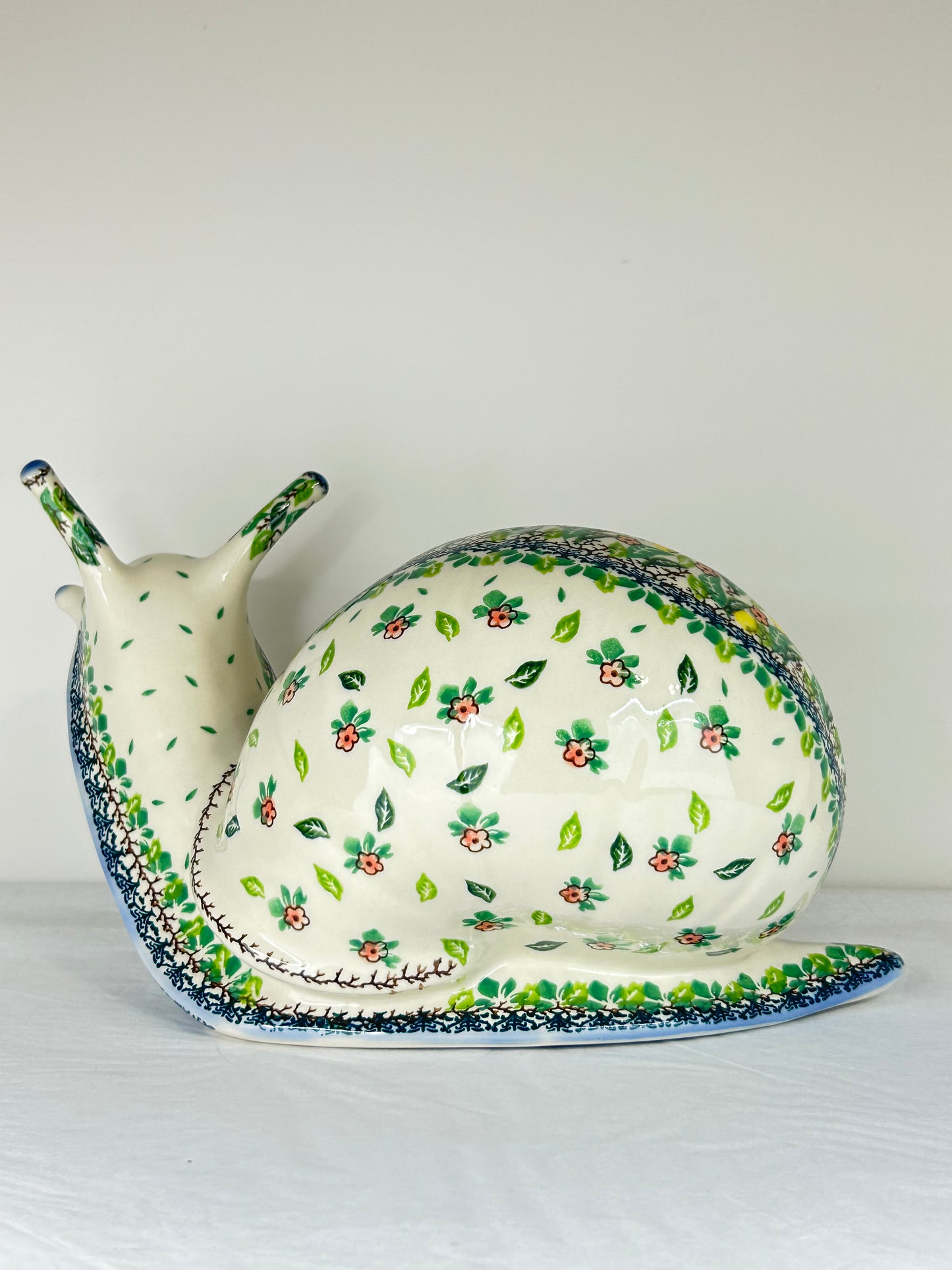 Galia Large Snail - A-CT1