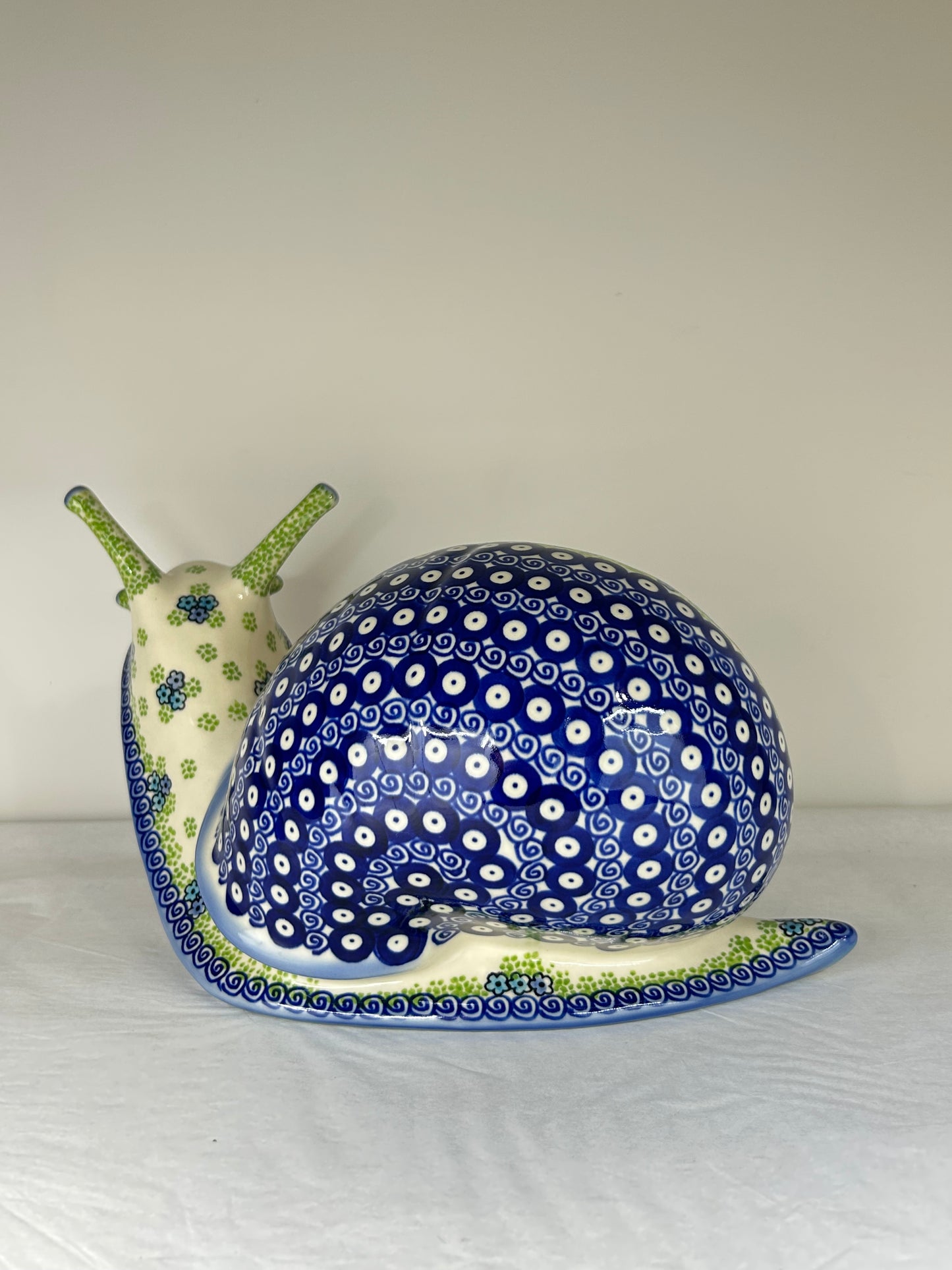 Galia Large Snail - A-C1 - Art