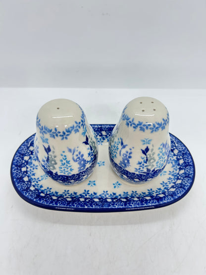 Salt and Pepper ~ 3.25 inch ~ 3278X ~ T3!