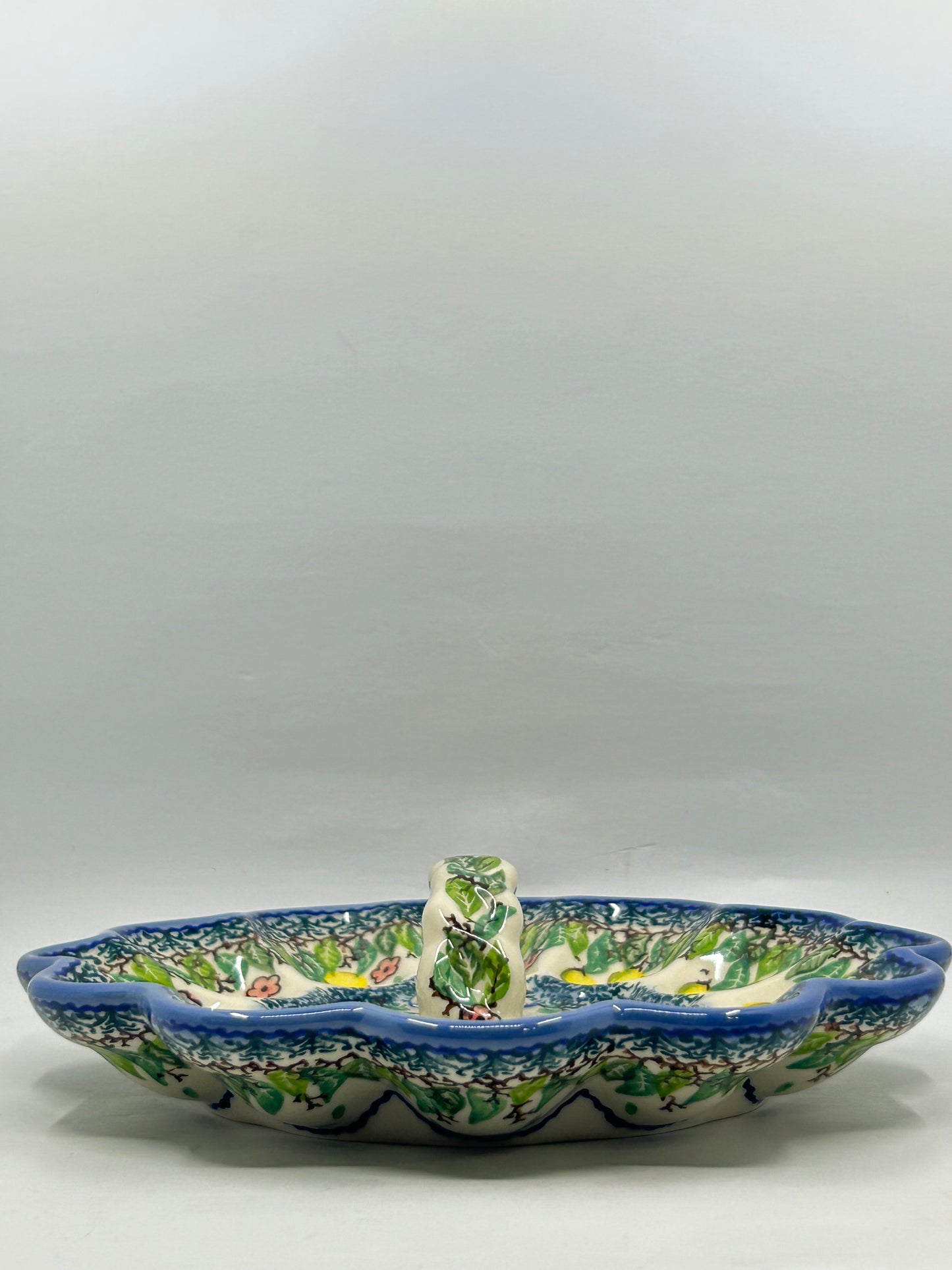 T13 Egg Dish with Handle - U-CT