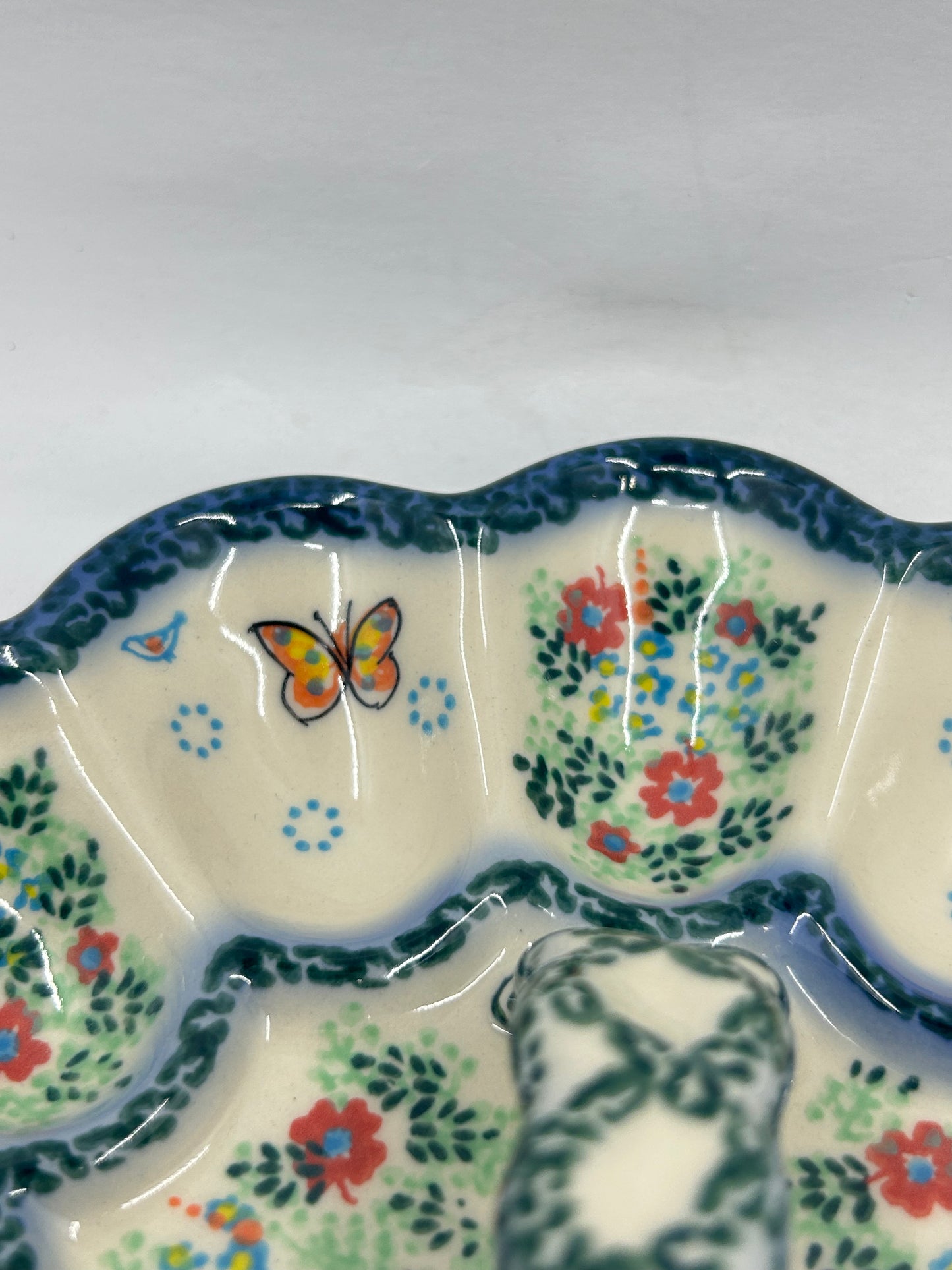 T13 Egg Dish with Handle - U-D1