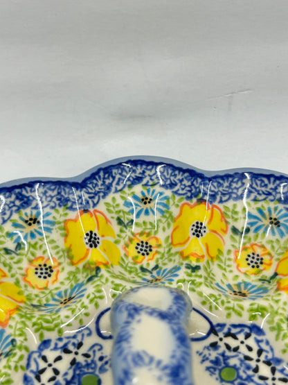 T13 Egg Dish with Handle - U-E2