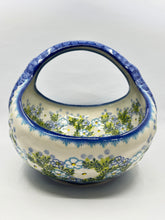 Load image into Gallery viewer, Large Basket - U685