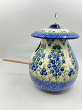 Load image into Gallery viewer, Birdhouse - U288