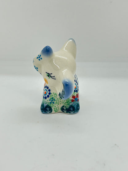 Standing Elephant - U-KL
