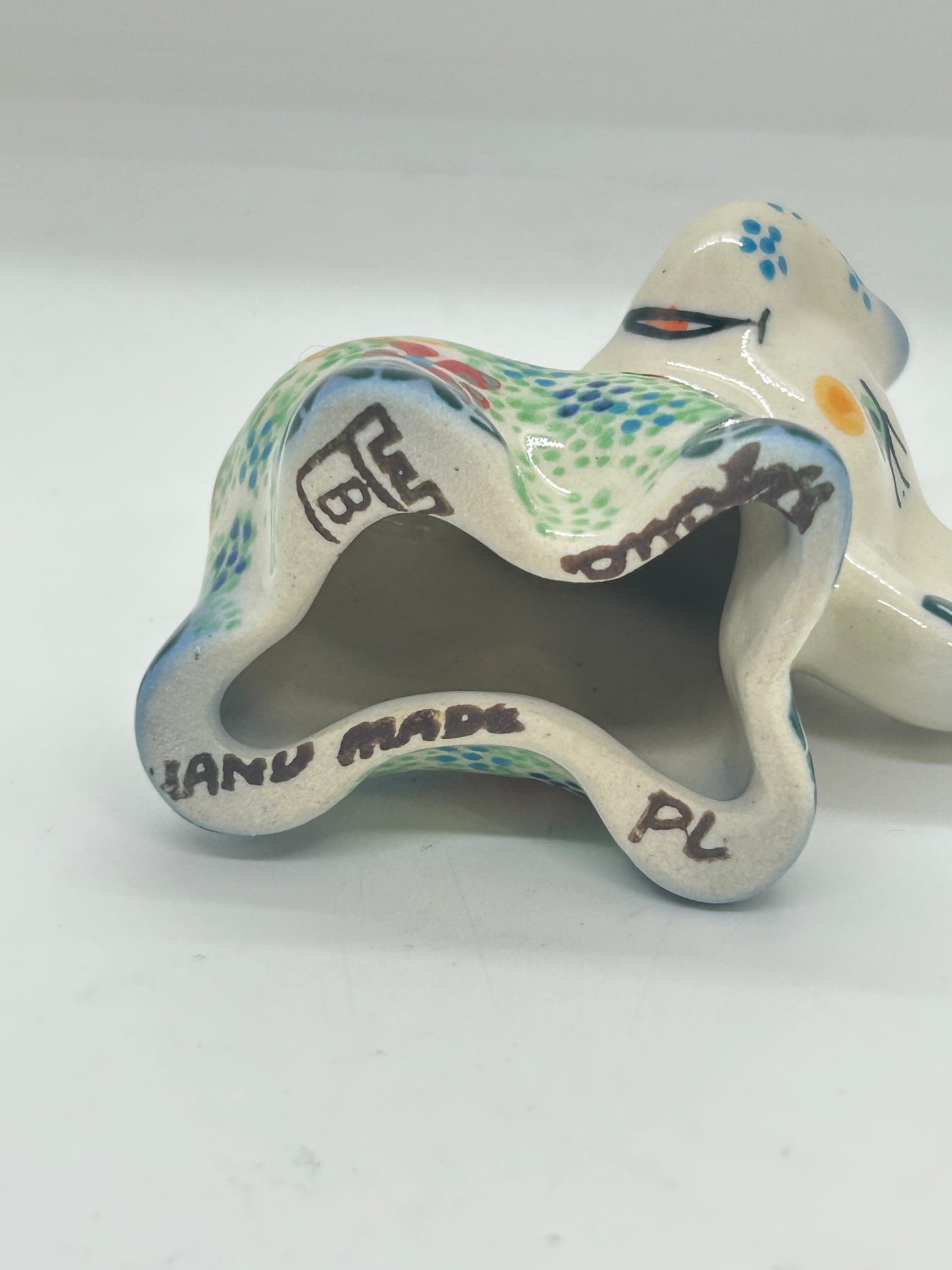 Standing Elephant - U-KL
