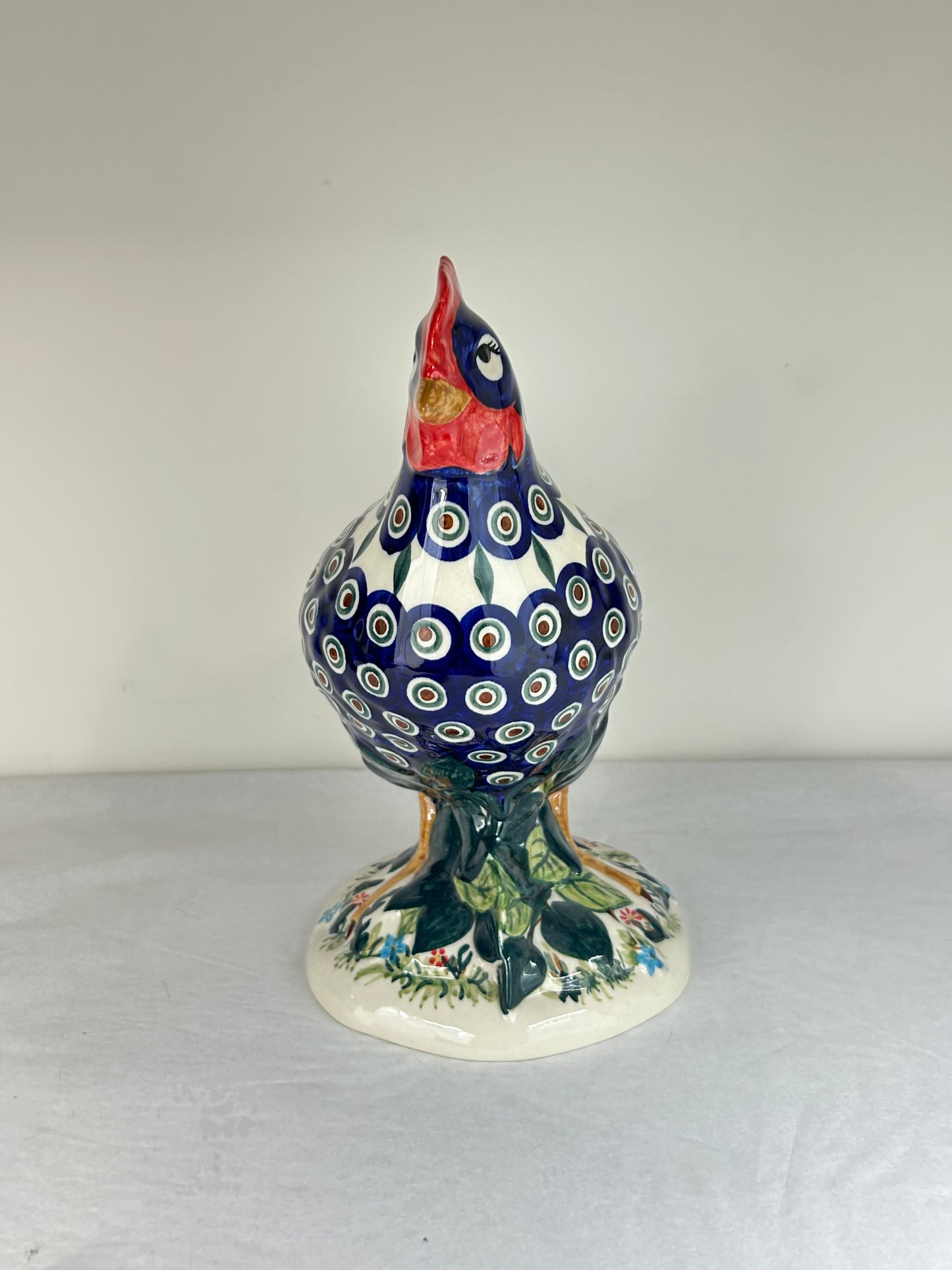 Farm Chicken Figurine - D43