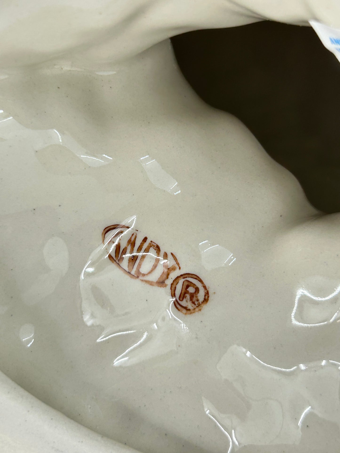 Farm Chicken Figurine - D43