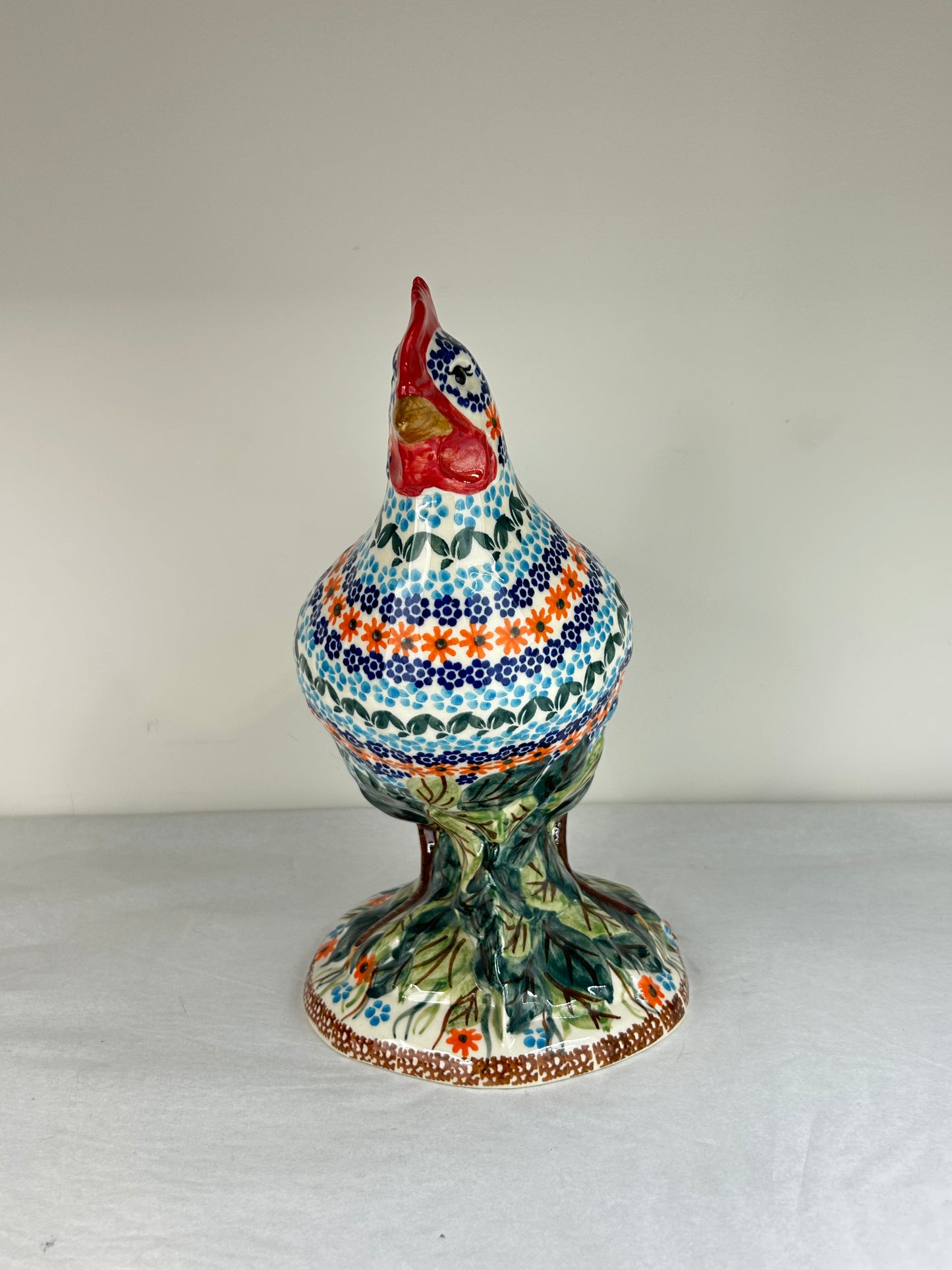 Farm Chicken Figurine - D69