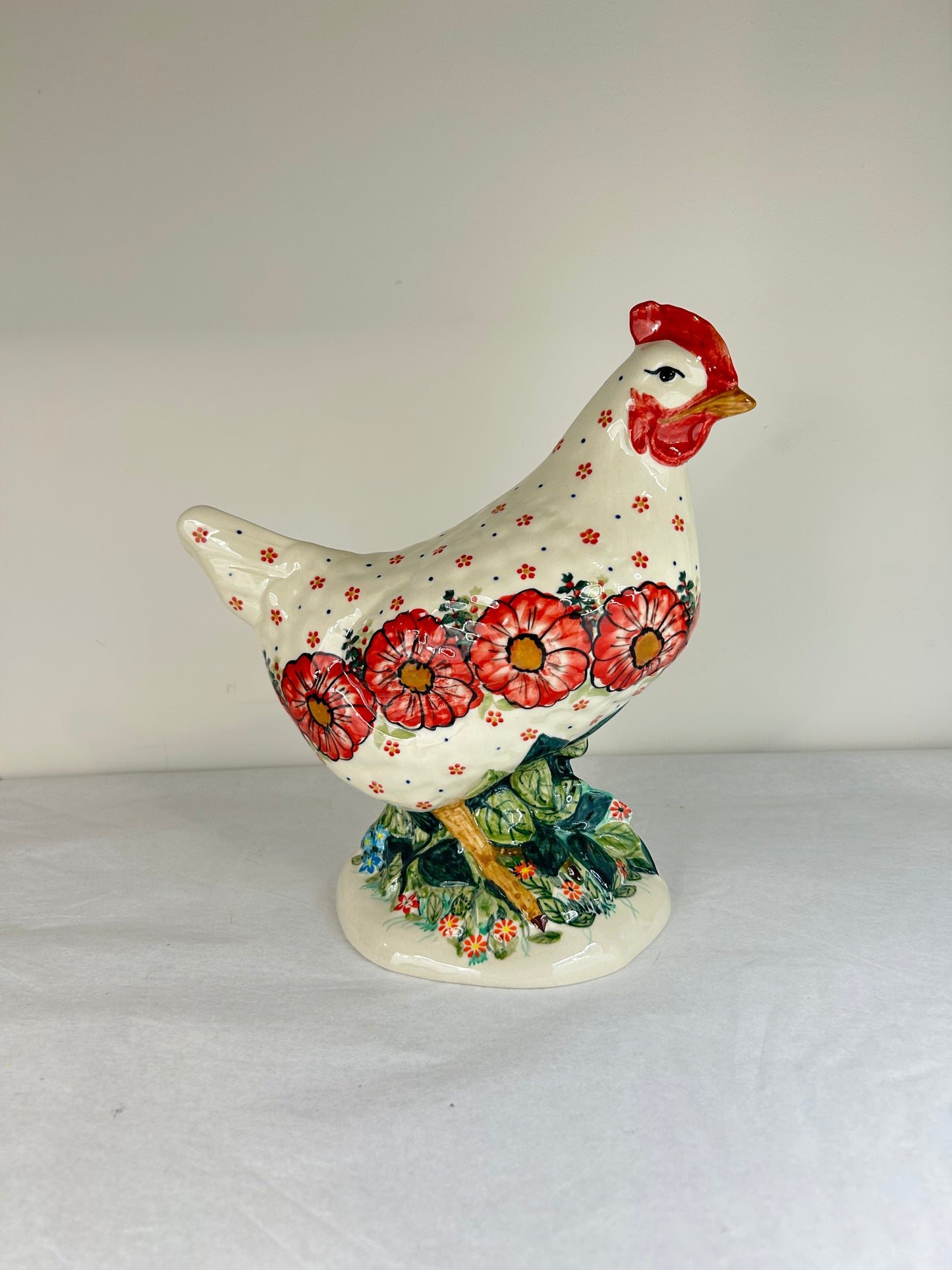 Farm Chicken Figurine - D101 - Art