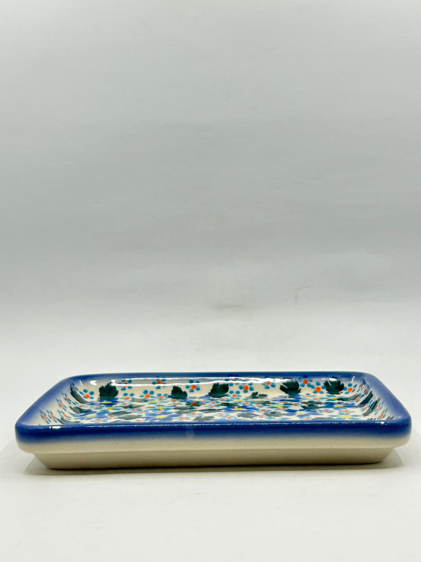 Flat Soap Dish with Rim - D134