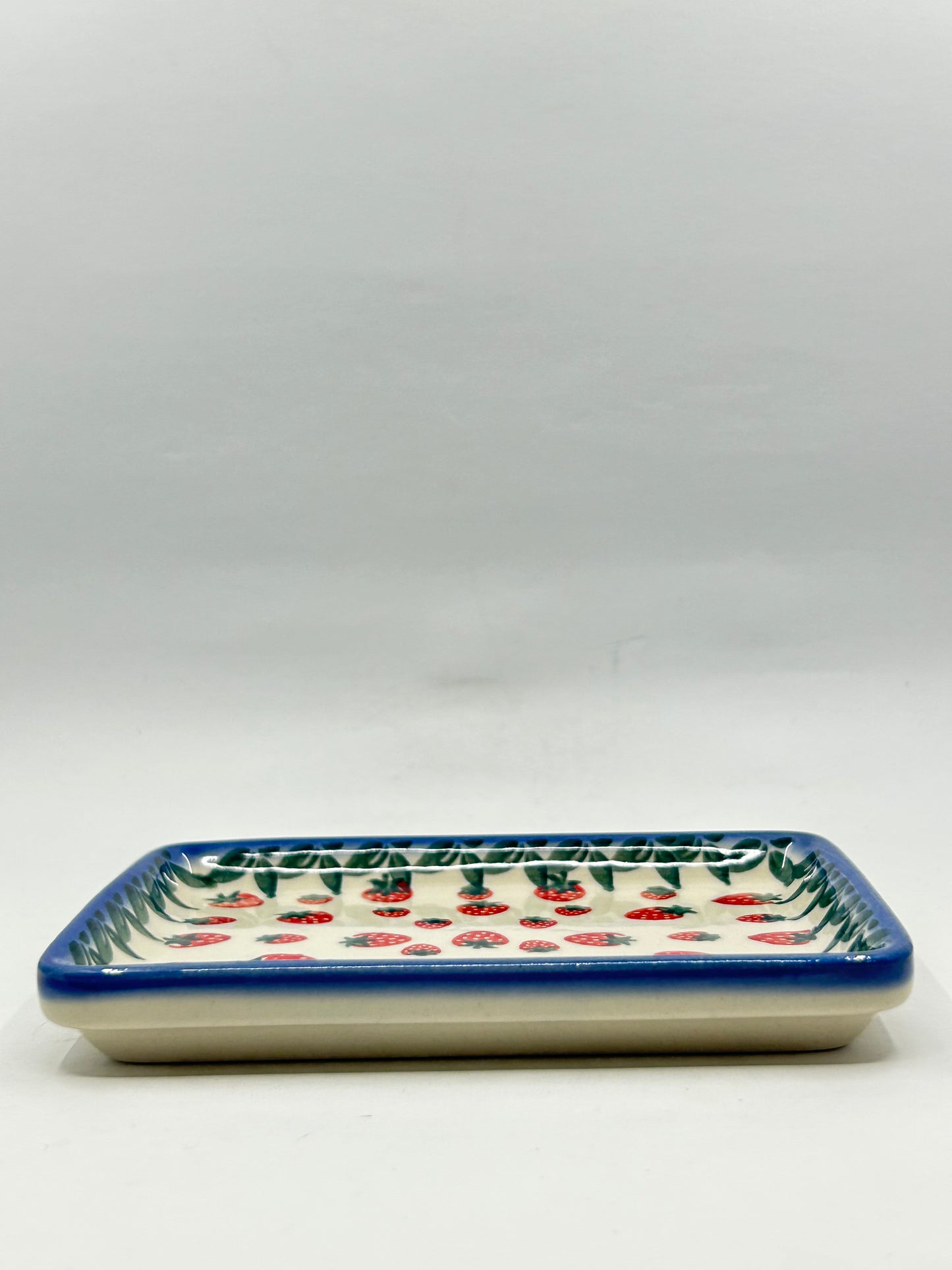 Flat Soap Dish with Rim - D139