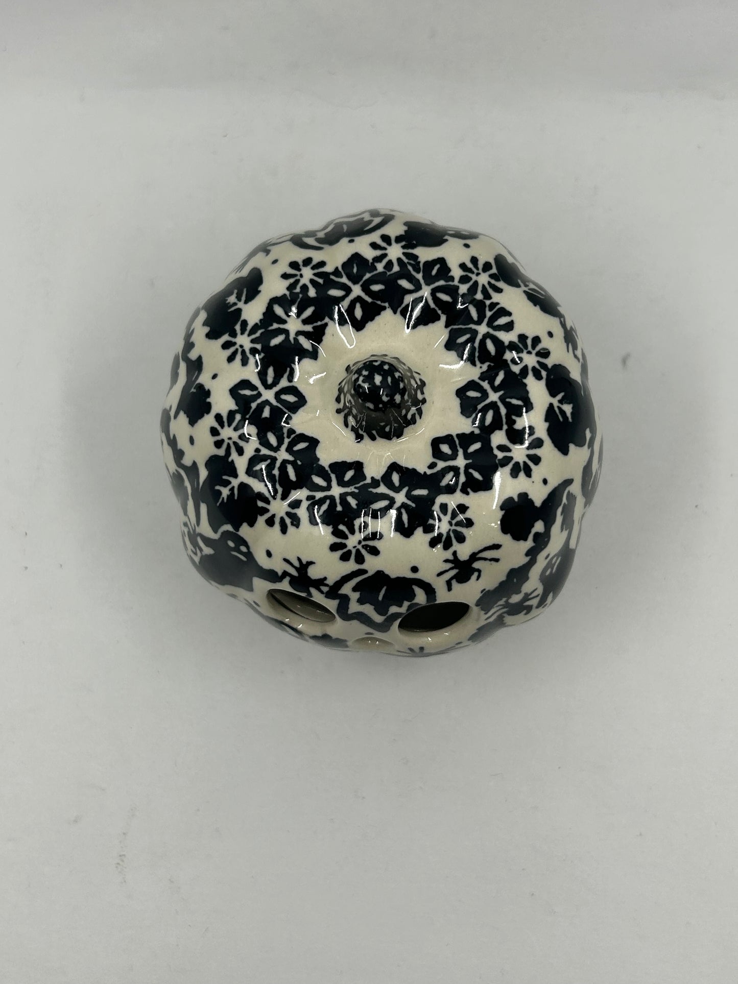 A443 Small Pumpkins Black Halloween D92