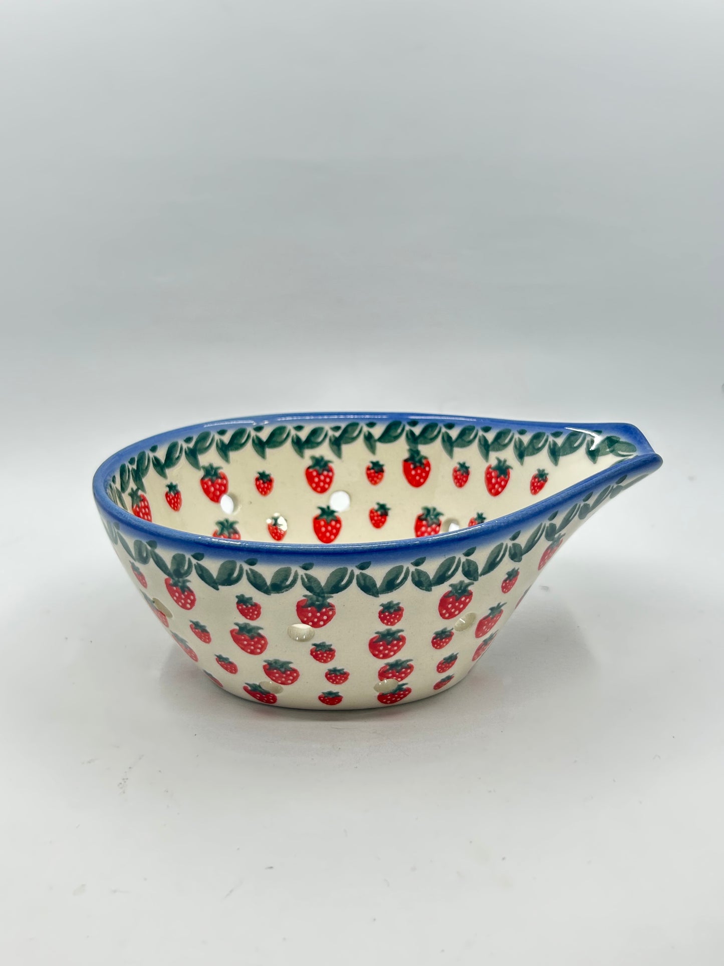 A506 Colander - D139