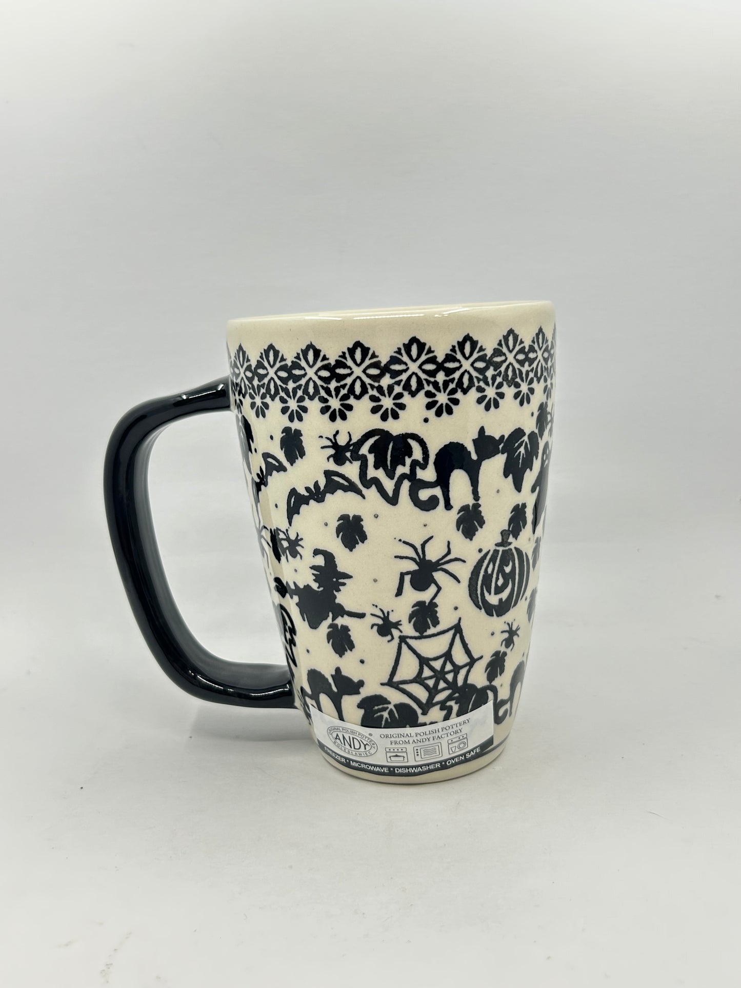 A40 Black Halloween 16 oz. mug - D92