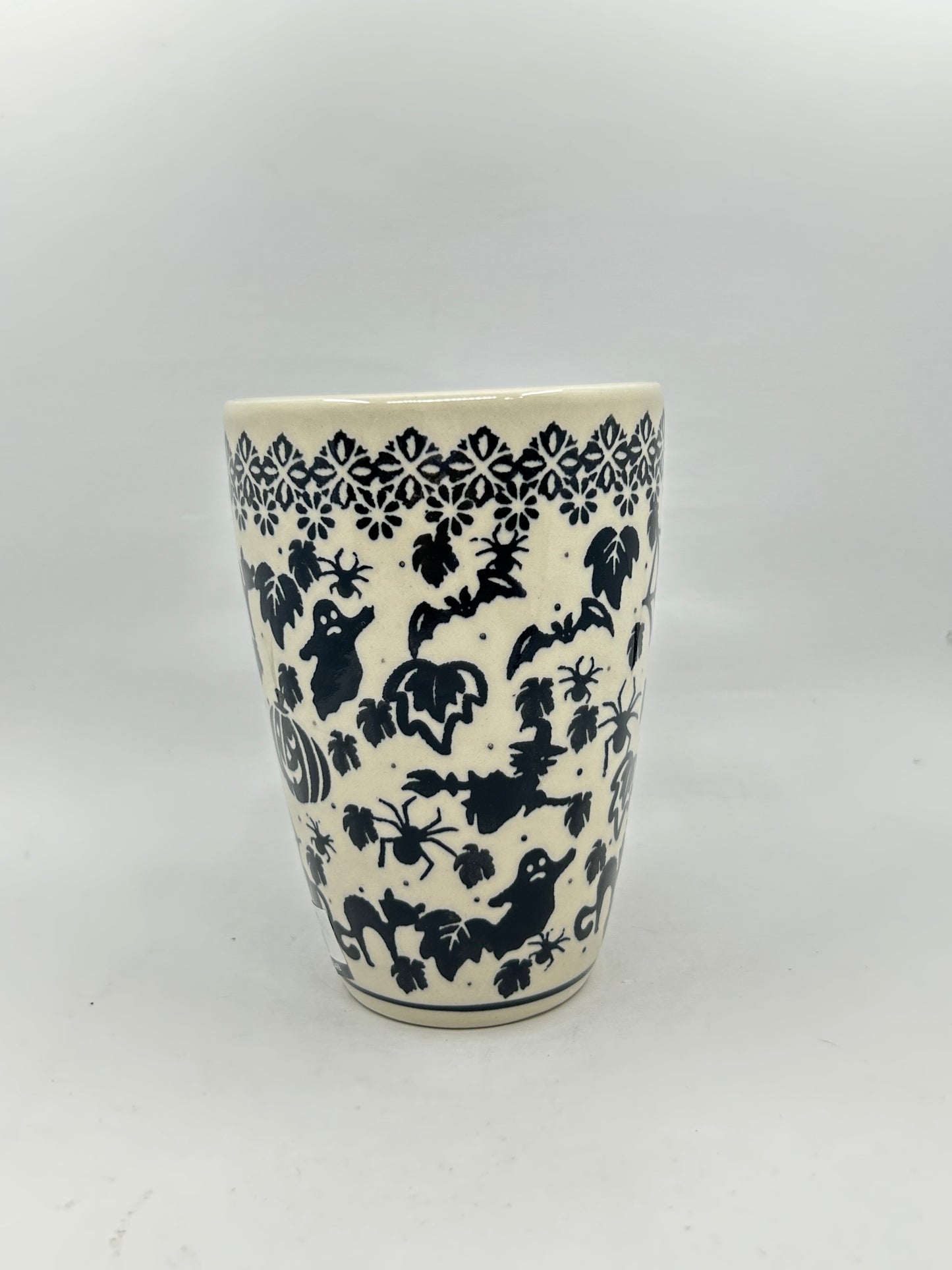 A40 Black Halloween 16 oz. mug - D92