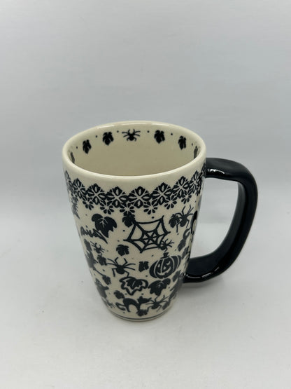 A40 Black Halloween 16 oz. mug - D92