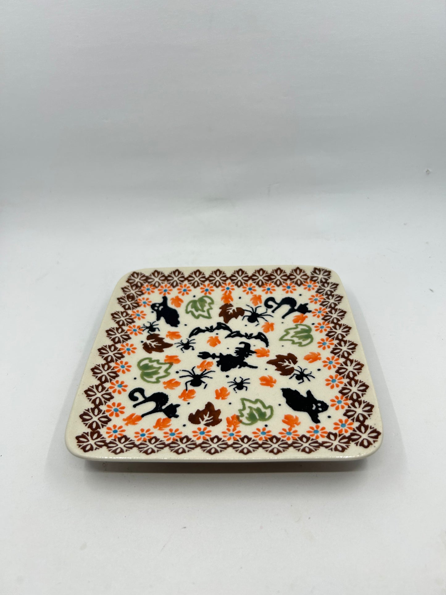Square Plate - D90