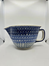 Load image into Gallery viewer, Second Quality Batter Bowl - GP16