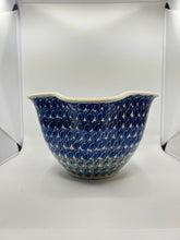 Load image into Gallery viewer, Second Quality Batter Bowl - GP16