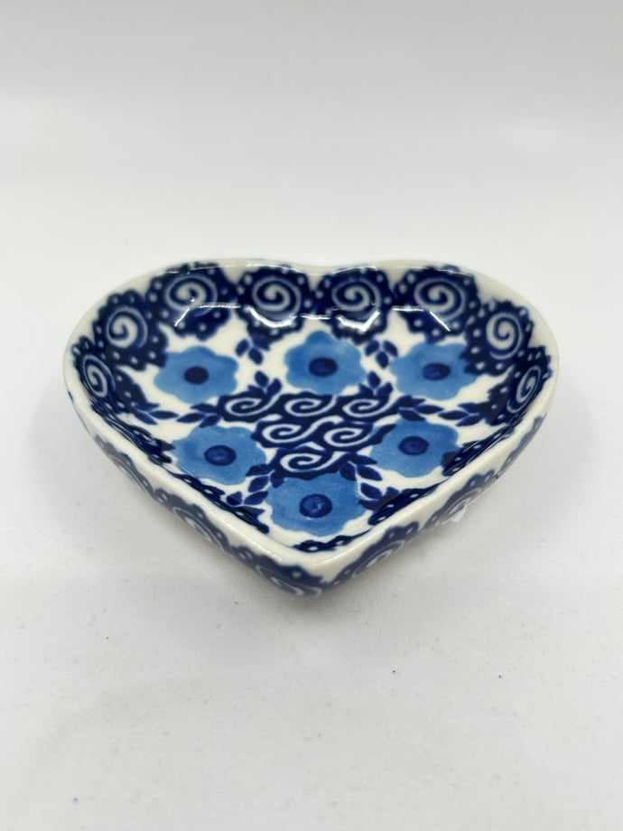 A7 Saucer Heart - D98