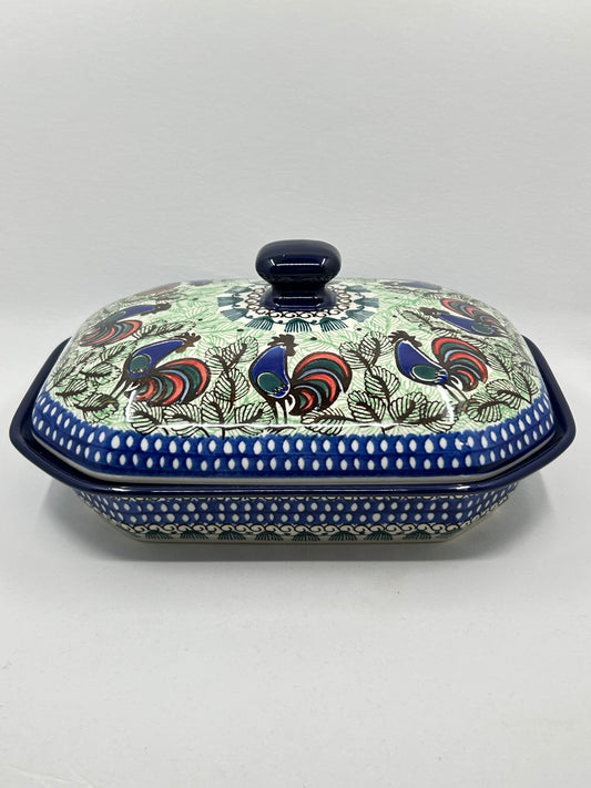 Baker ~ Covered Casserole ~ 8"W x 10.25"L ~ U2664 ~ U3!