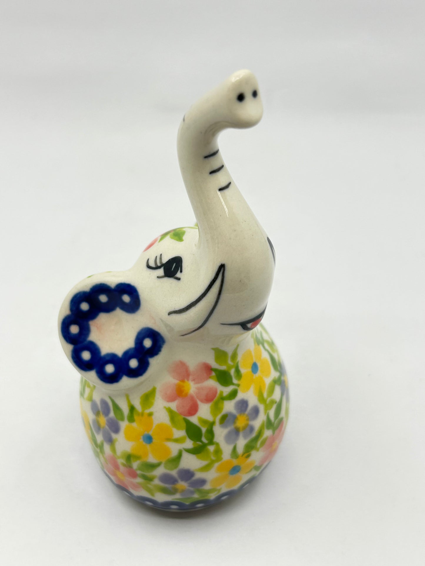 Elephant Ring Holder - Spring -U1