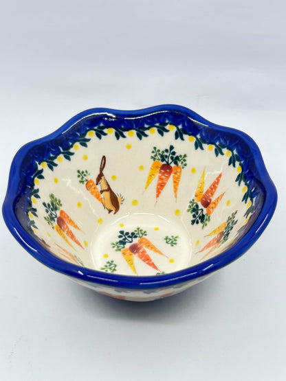 Kalich Wavy Edge ~ 5.75 inch - Carrots - U
