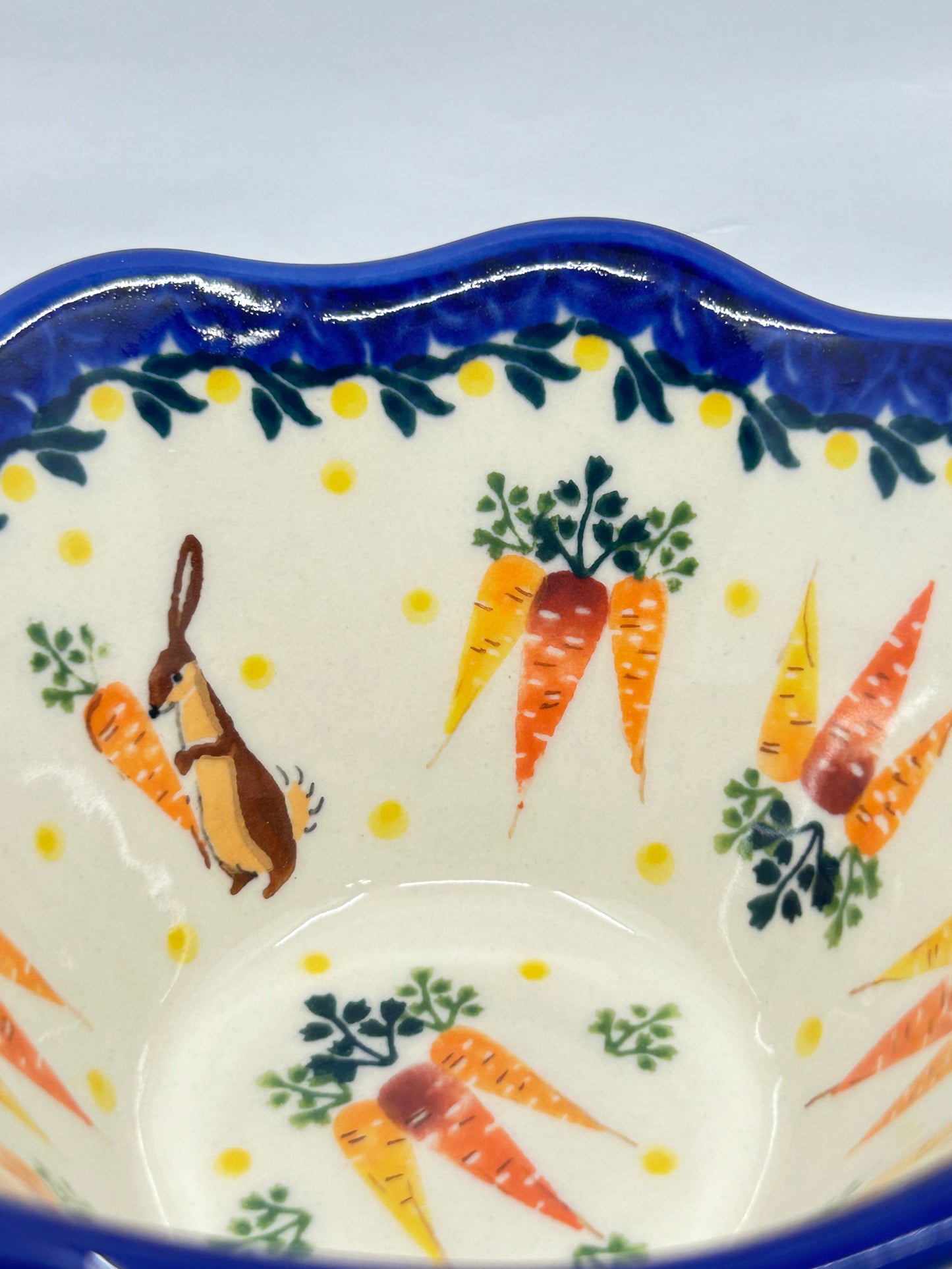 Kalich Wavy Edge ~ 5.75 inch - Carrots - U