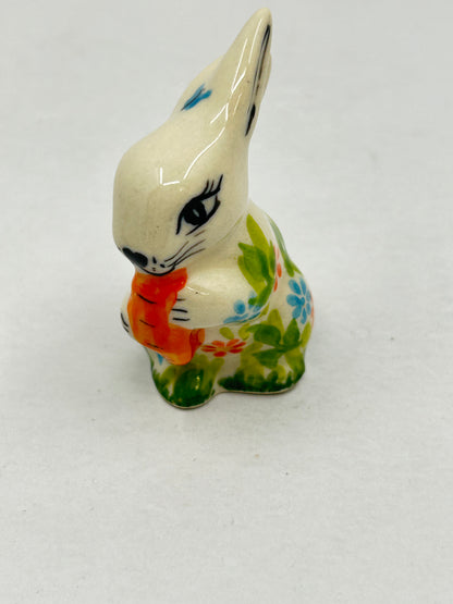 Mini Bunny with Carrot - Multi Daisy - A1