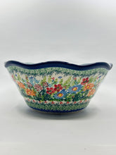 Load image into Gallery viewer, Bowl ~ Wavy Edge ~ Small ~ 8 inch ~ U5237 ~ U4*