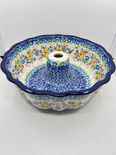 Load image into Gallery viewer, Baker ~ Bundt Pan ~ U5166 ~ U3!