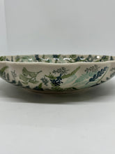 Load image into Gallery viewer, Large Scalloped Serving Bowl - GZ39