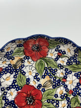 Load image into Gallery viewer, Large Scalloped Serving Bowl - IM02