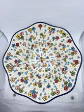 Load image into Gallery viewer, Bowl ~ Wavy Edge ~ Medium ~ 10 inch ~ U4884 ~ U3*