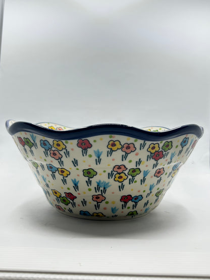 Bowl ~ Wavy Edge ~ Medium ~ 10 inch ~ U4884 ~ U3*
