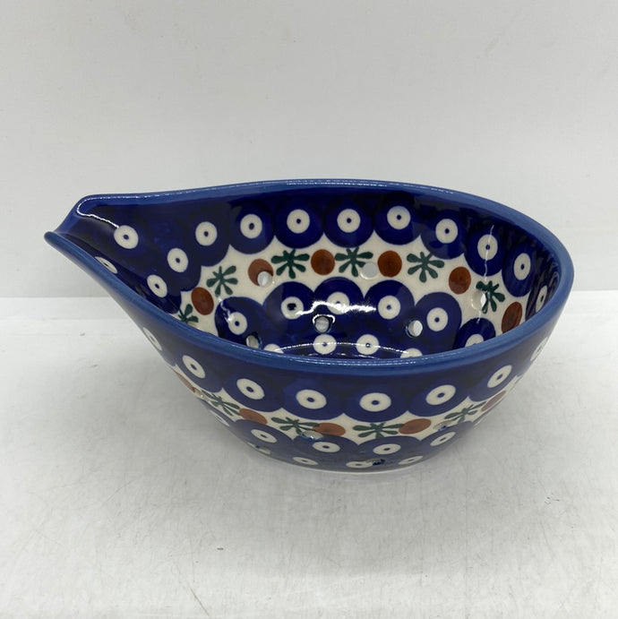 A506 Colander - D24