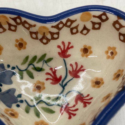 Heart Saucer - P273