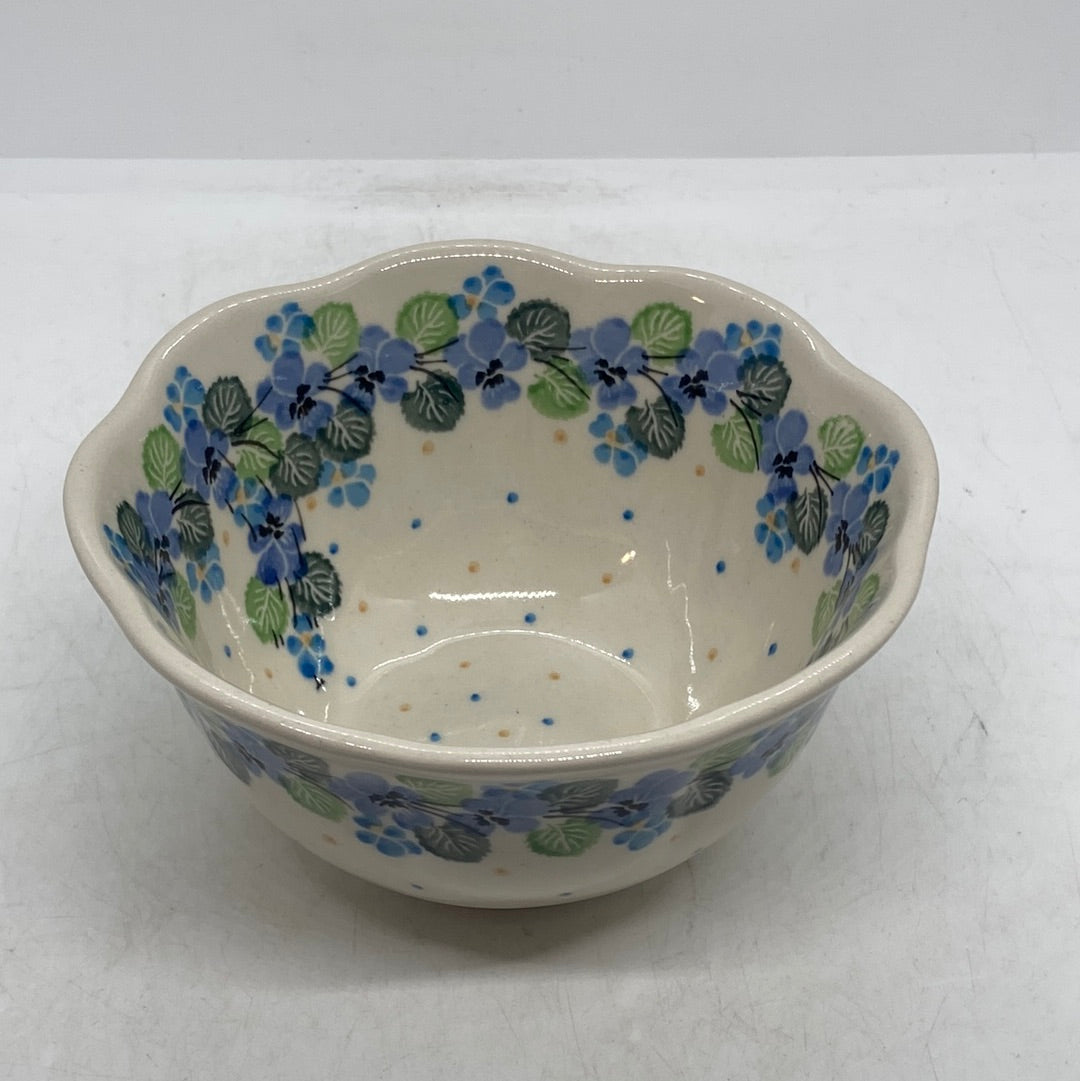Bowl ~ Wavy Edge ~ 5.75 inch ~ 2339 ~ T3!
