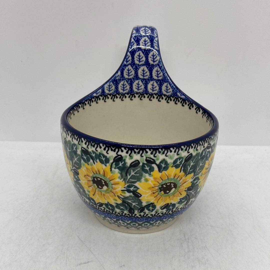 Bowl w/ Loop Handle ~ 16 oz ~ U4746 ~ U4*