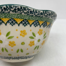 Load image into Gallery viewer, Bowl ~ Wavy Edge ~ 5.75 inch ~ 2358Q ~ T3!