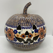 Load image into Gallery viewer, Second Quality Big Pumpkin - 0JZK