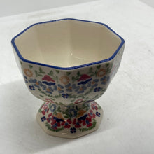 Load image into Gallery viewer, Ice Cream Cup - P325