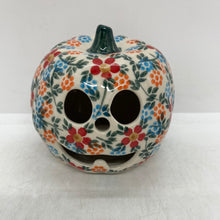 Load image into Gallery viewer, A443 Small Pumpkin - D54