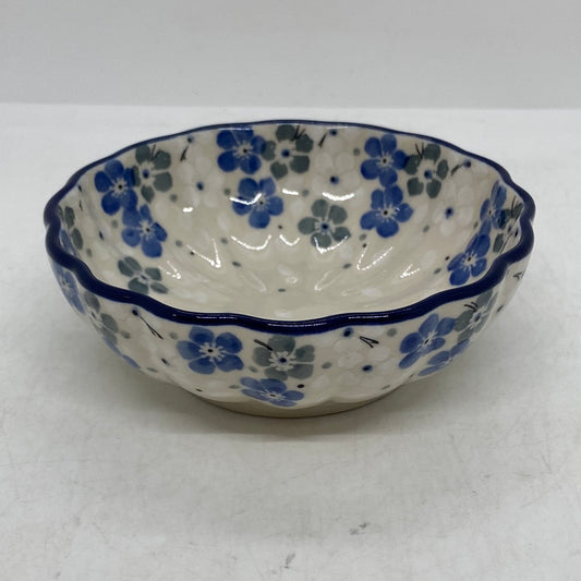 Bowl ~ Scalloped ~ 4.5 inch ~ 2381X - T4!