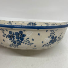 Load image into Gallery viewer, 141 Baker ~ Round w/ Handles ~ 8 inch ~ 2374* ~ T3!